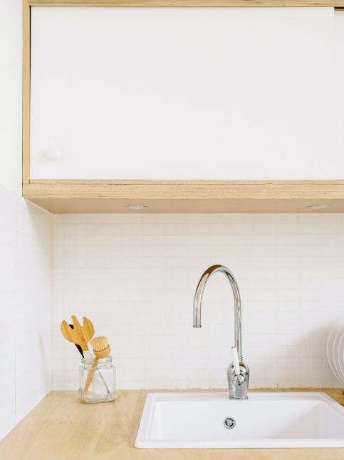HDHMR board for overhead cabinet - Beautiful Homes HDHMR board for overhead cabinet - Beautiful Homes
