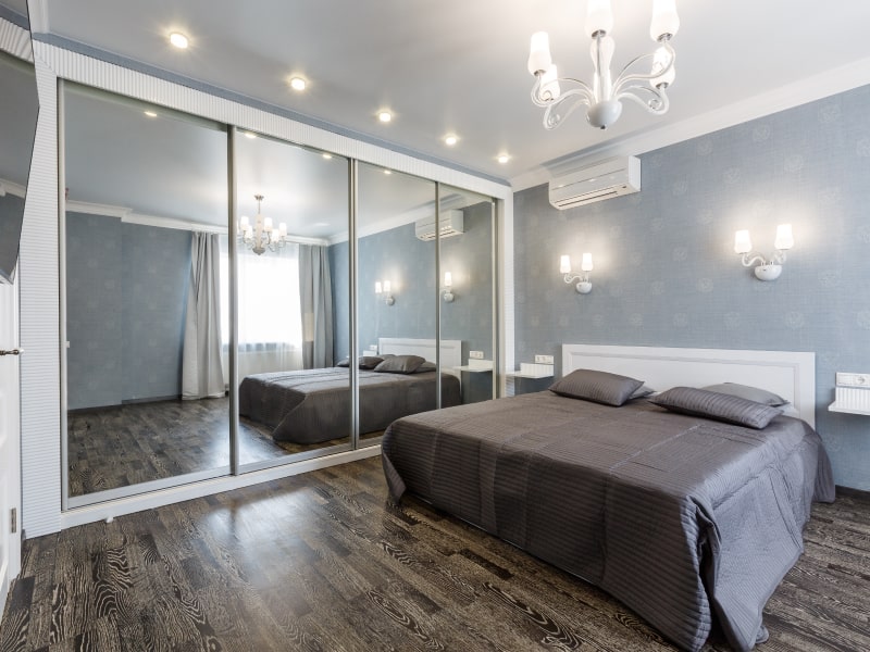 4 door wardrobe internal design - Beautiful Homes 4 door wardrobe internal design - Beautiful Homes