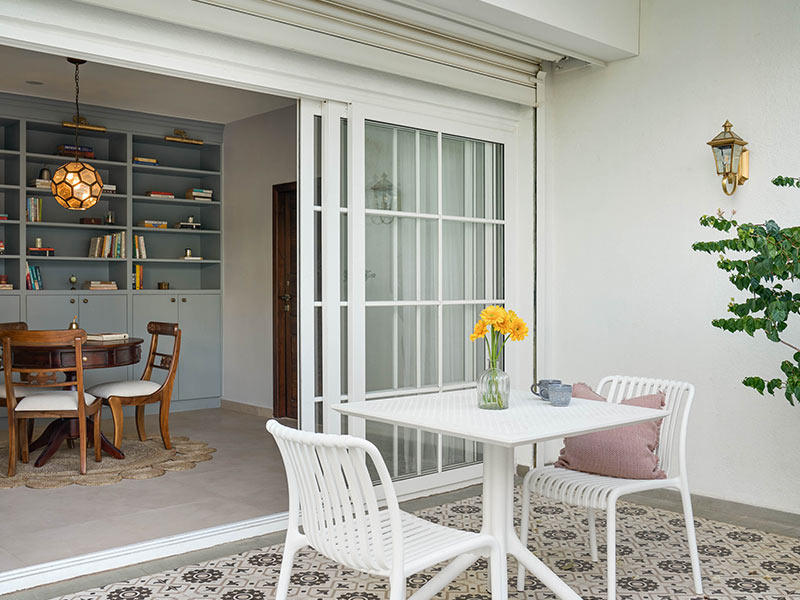 Balcony seating design with movable furniture – Beautiful Homes Balcony seating design with movable furniture – Beautiful Homes