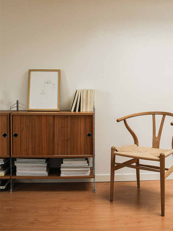 Wood polishing for a cupboard with sliding doors – Beautiful Homes Wood polishing for a cupboard with sliding doors – Beautiful Homes