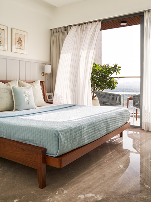 Airy Master Bedroom with Peaceful Seating in Balcony - Beautiful Homes Airy Master Bedroom with Peaceful Seating in Balcony - Beautiful Homes