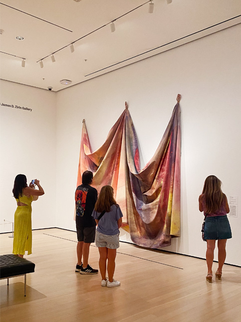 Sam Gilliam’s vibrant abstract artwork – Beautiful Homes Sam Gilliam’s vibrant abstract artwork – Beautiful Homes