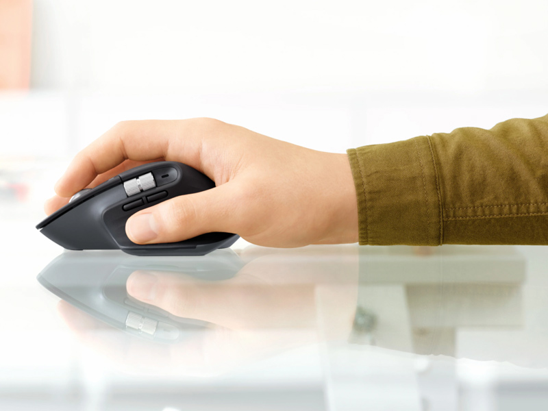 Ergonomic and Aesthetic Looking Black Mouse - Beautiful Homes Ergonomic and Aesthetic Looking Black Mouse - Beautiful Homes