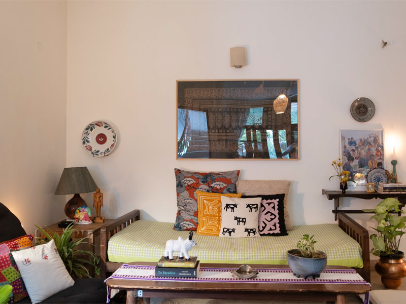 Framed Baluchari scarf with family and craft stories – Beautiful Homes Framed Baluchari scarf with family and craft stories – Beautiful Homes