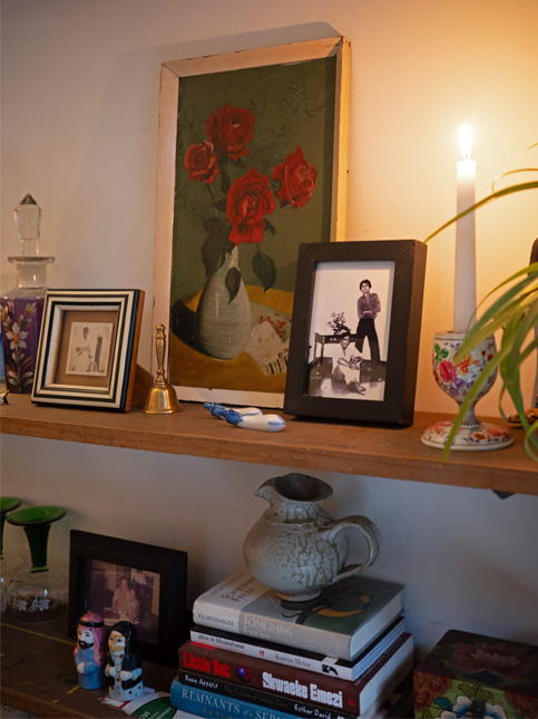 A 1970s oil painting of roses by Vidush’s grandmother – Beautiful Homes A 1970s oil painting of roses by Vidush’s grandmother – Beautiful Homes