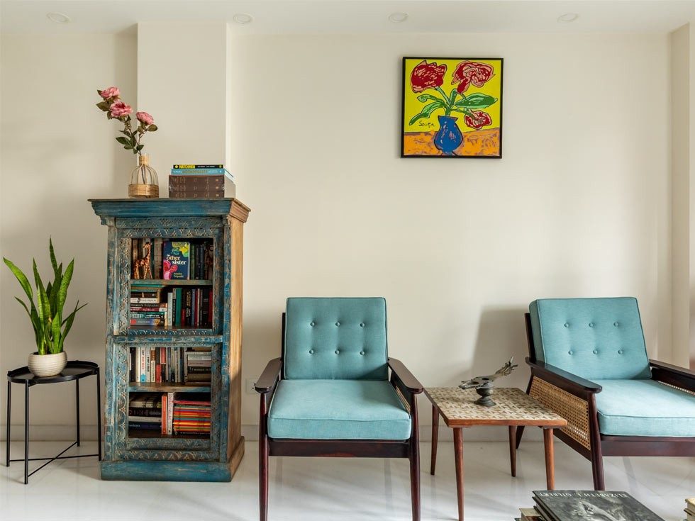 Bookshelf in Amrita Tripathi's home - Beautiful Homes Bookshelf in Amrita Tripathi's home - Beautiful Homes