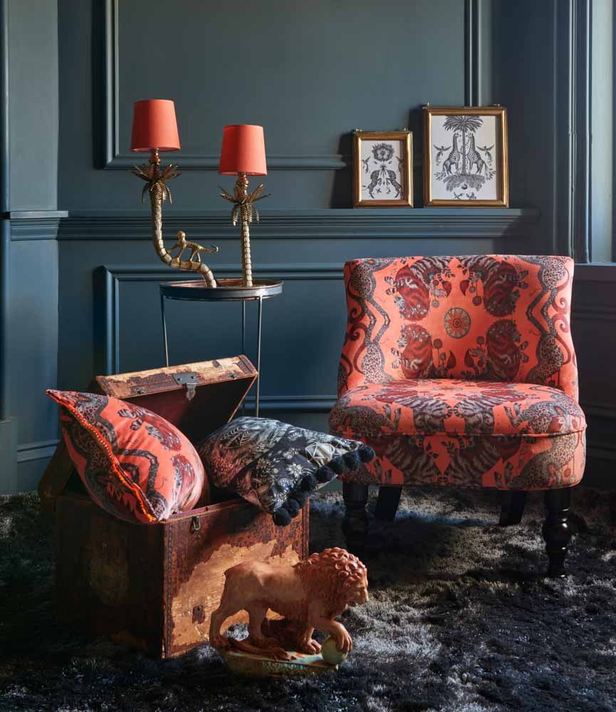 Dark coloured rug & velvet cushions for winter theme home decor - Beautiful Homes Dark coloured rug & velvet cushions for winter theme home decor - Beautiful Homes