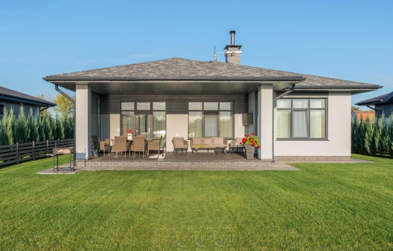 Classic front porch design ideas for your home - Beautiful Homes Classic front porch design ideas for your home - Beautiful Homes