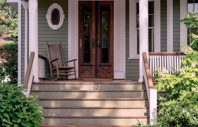 Front porch design ideas for your home with stairs - Beautiful Homes Front porch design ideas for your home with stairs - Beautiful Homes