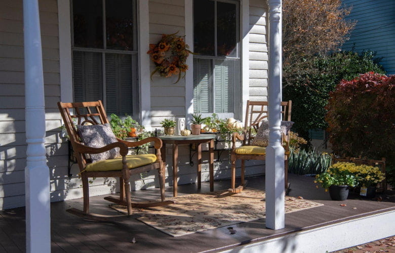 Romantic cottage front porch design ideas for your home - Beautiful Homes Romantic cottage front porch design ideas for your home - Beautiful Homes