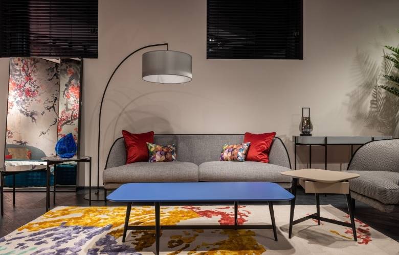 Designer floor lamp with white lights for your home - Beautiful Homes Designer floor lamp with white lights for your home - Beautiful Homes