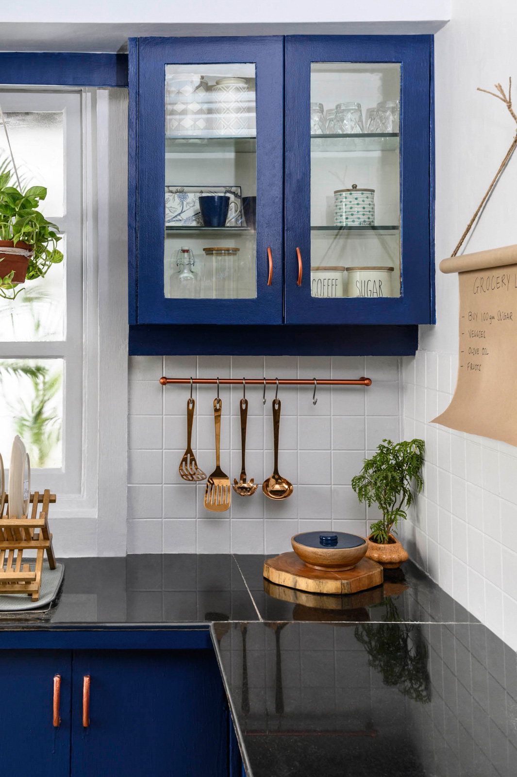 Neutral-coloured Shelves Design for Kitchen - Beautiful Homes Neutral-coloured Shelves Design for Kitchen - Beautiful Homes