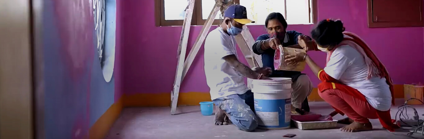 Kamyaabi Ke Rang with painter contractors - Asian Paints