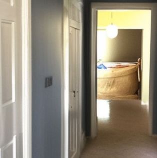 Distemper paint finish in the hallway - Asian Paints