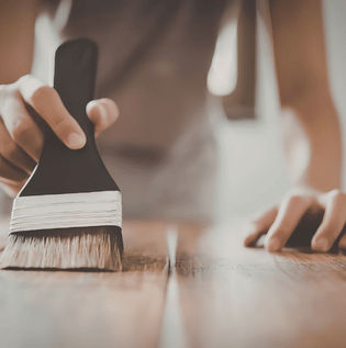 Techniques to Control Reflection in Wood Finishes