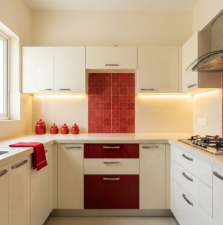 Red Accents in Kitchen as per Vastu