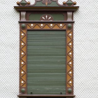 Jalousie Wooden Windows - Asian Paints