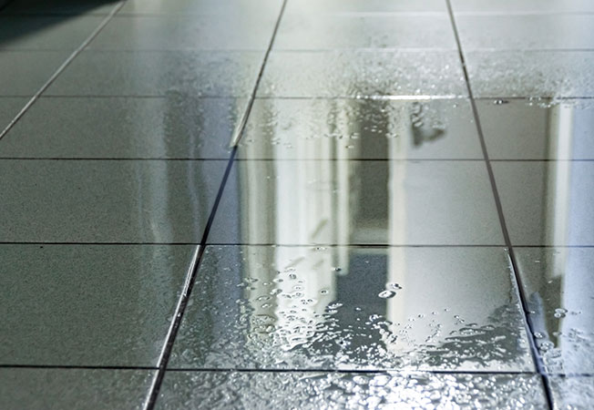 What are waterproof tiles? - Asian Paints 