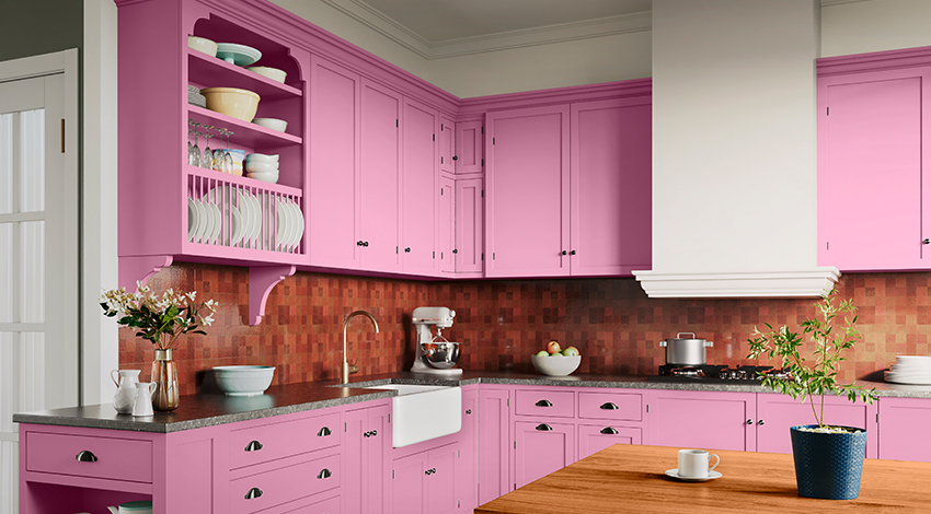 Adorable-Dining-Room-with-Pink-Cabinets