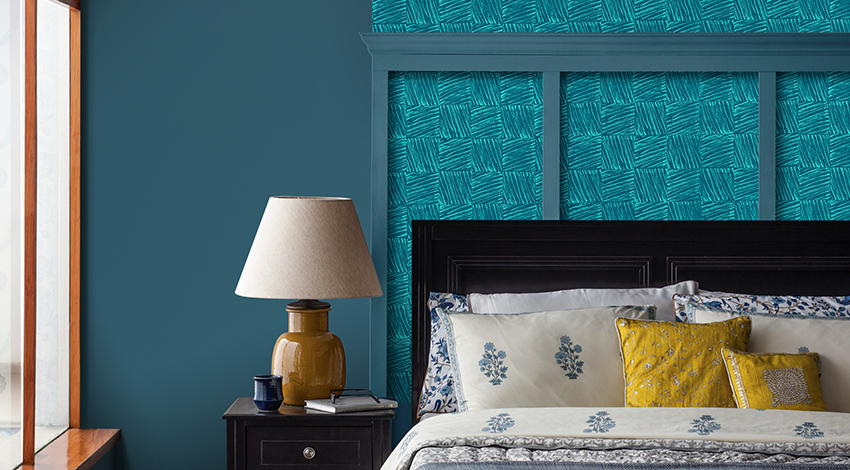 Small-Bedroom-Paint-Ideas-with-a-Touch-of-Teal