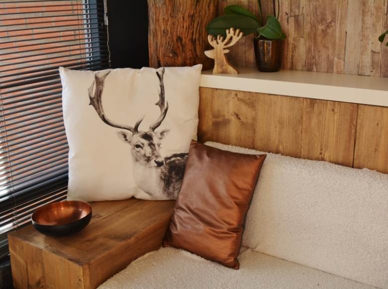Adding layering pillow & throw pillows for textures in your home - Beautiful Homes