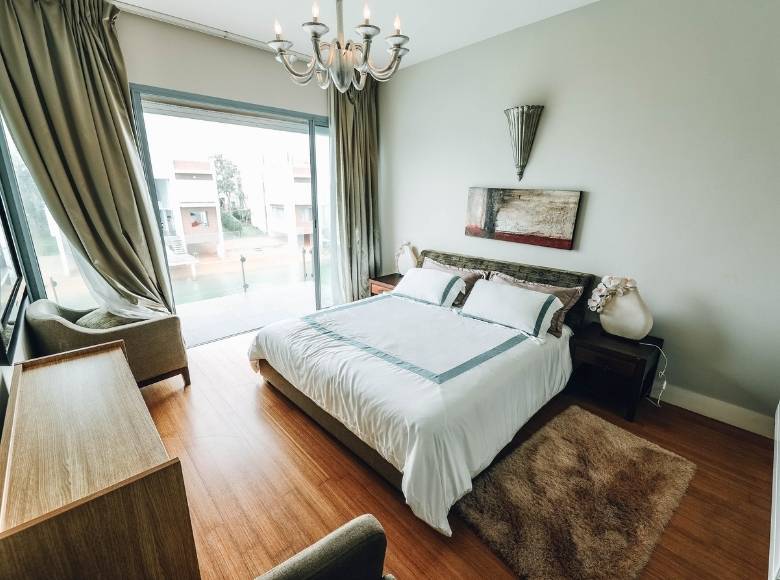 Wooden finishes that match your pastel wall colours - Beautiful Homes