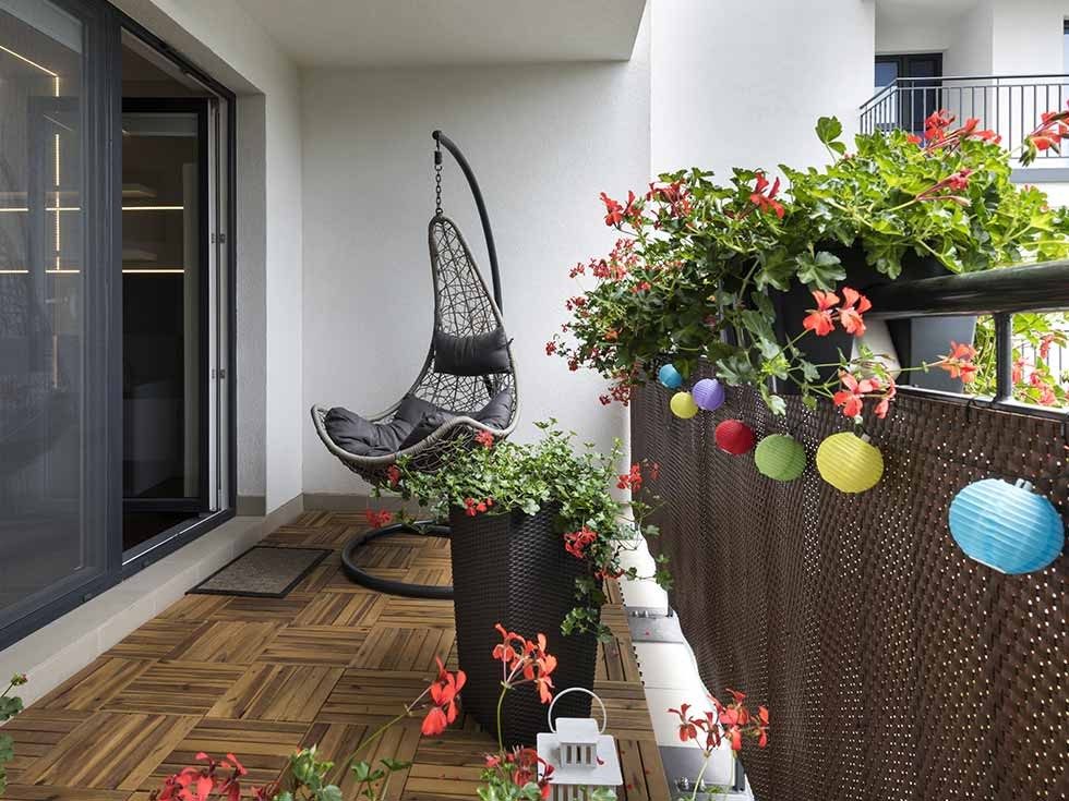 Wooden balcony flooring with a swing - Beautiful Homes