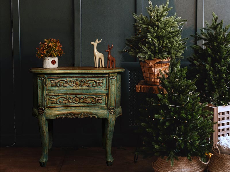 Christmas decoration with lights & trees - Beautiful Homes