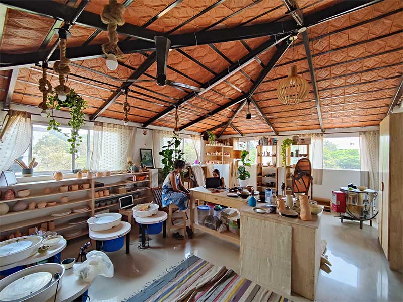 Beautiful & attractive pottery studio – Beautiful Homes