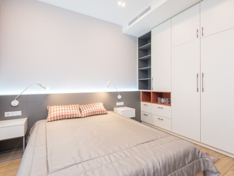 Swing wardrobe for your bedroom décor - Beautiful Homes