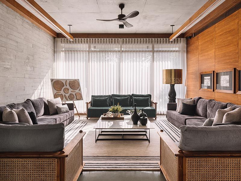 Living design with sectional sofa and TV unit – Beautiful Homes