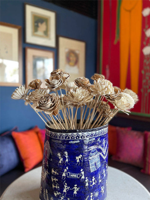 Shola Flowers by Baro Market - Beautiful Homes