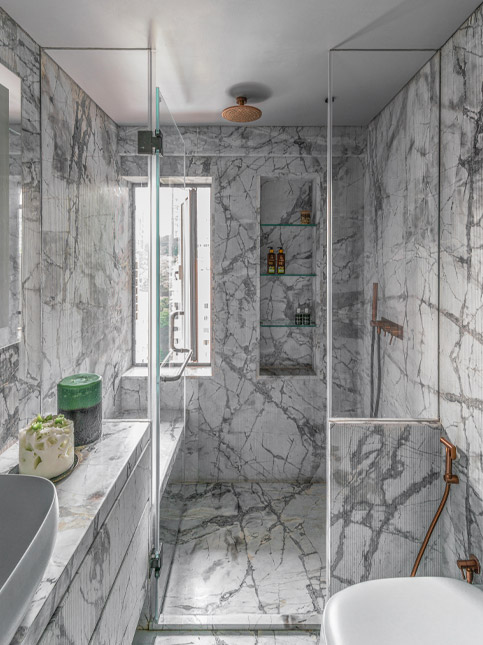 Marble themed small bathroom window design – Beautiful Homes