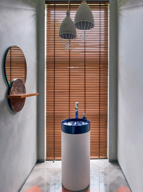 Elegant & stylish small bathroom window design – Beautiful Homes