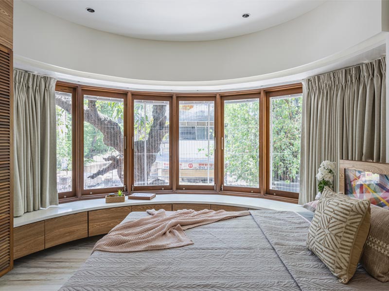 Solid bedroom curtain design idea to enhance your bedroom design – Beautiful Homes