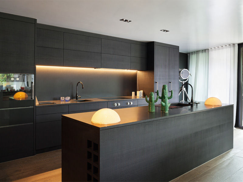 Divine black & white kitchen design to enhance your home interiors – Beautiful Homes