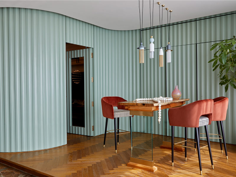 Modern hallway design with sea green wall panels – Beautiful Homes