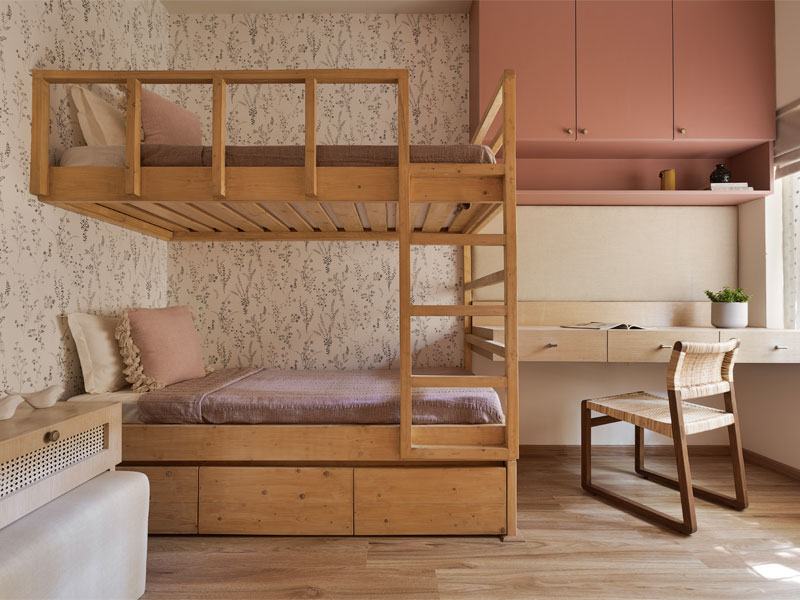 Kids bedroom design with floral wallpaper – Beautiful Homes