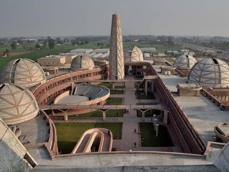Jung-e-Azadi Memorial by Raj Rewal – Beautiful Homes