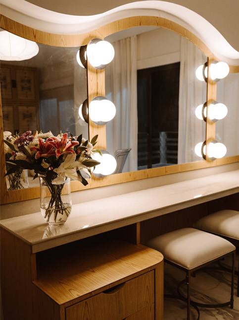 Dressing table design with mirror lights - Beautiful Homes