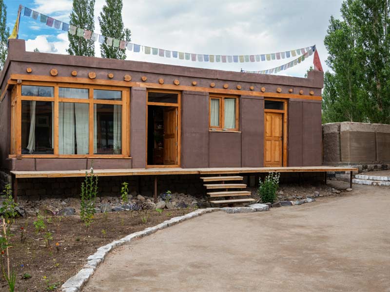 Wooden exterior house design for your space - Beautiful Homes