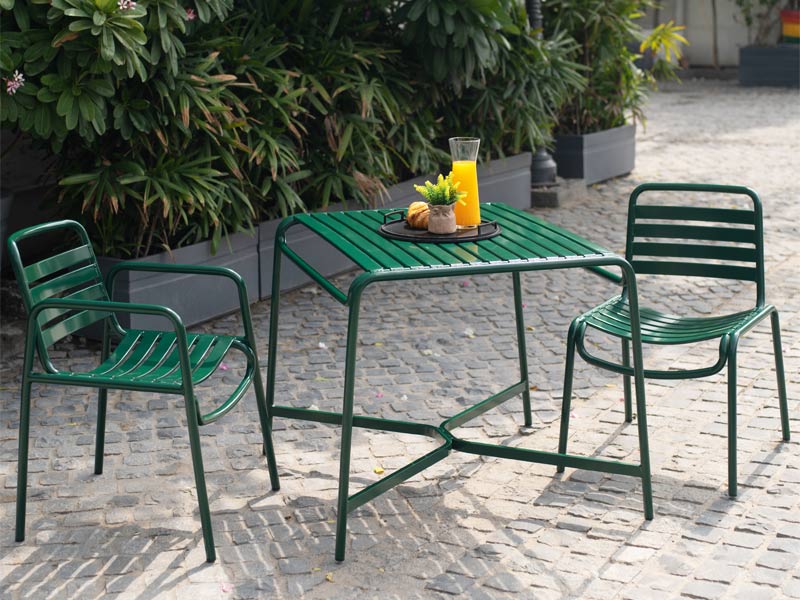 Sleek bistro set design idea – Beautiful Homes