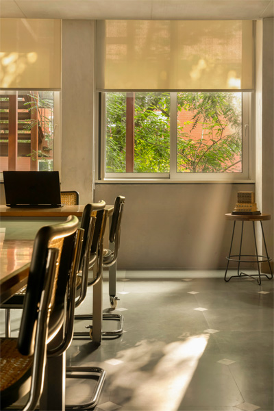 Windows & curtains for your workspace – Beautiful Homes