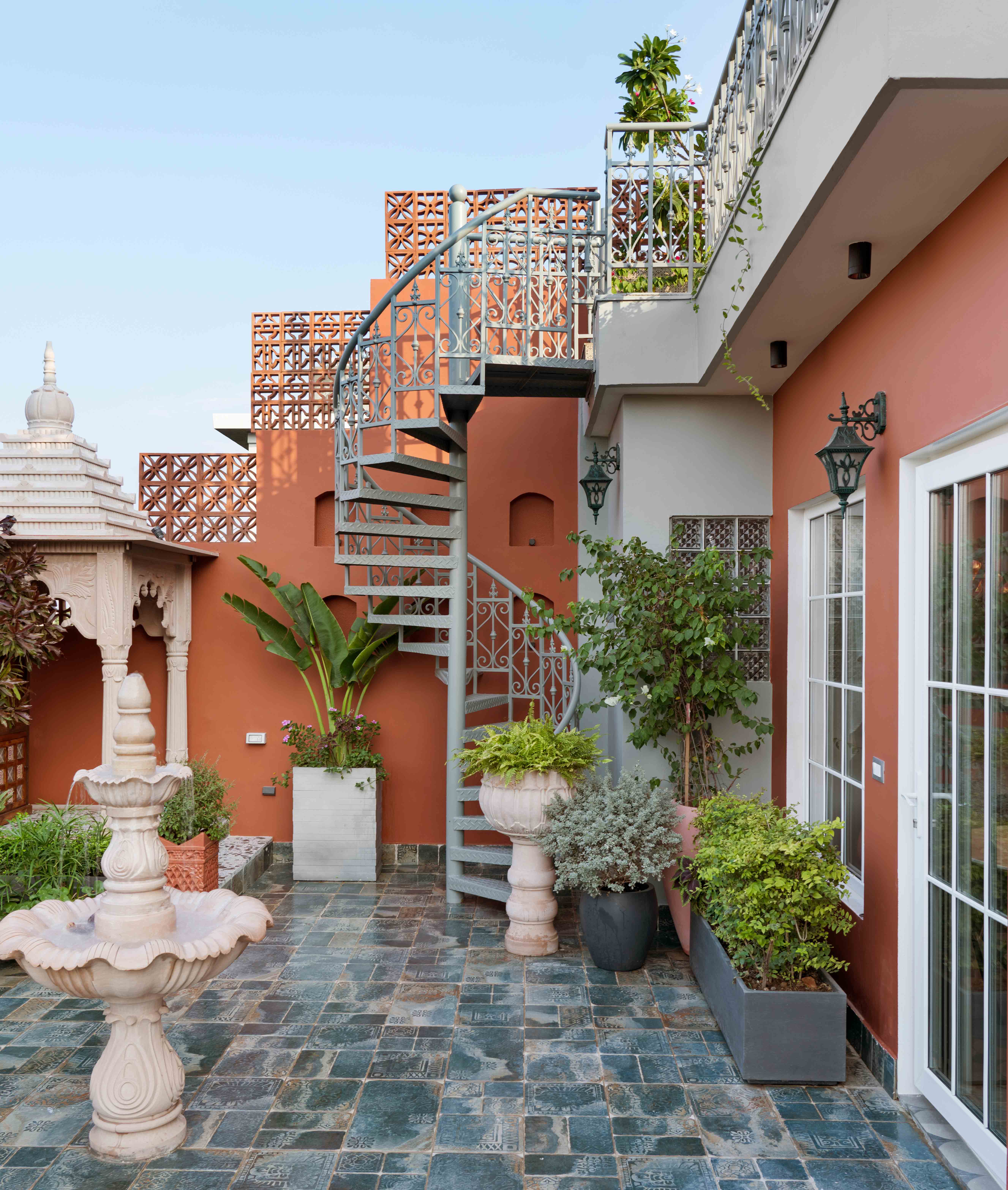 Stunning exterior paint for your space – Beautiful Homes