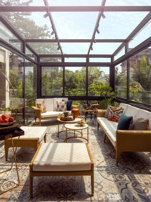 Glass pergola design for your space – Beautiful Homes