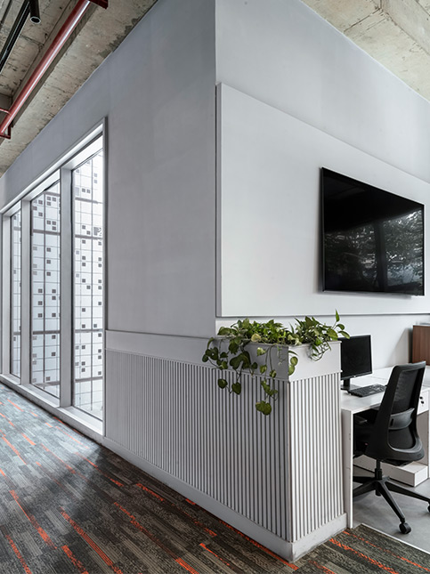 Elegant white walls to enhance your office design – Beautiful Homes