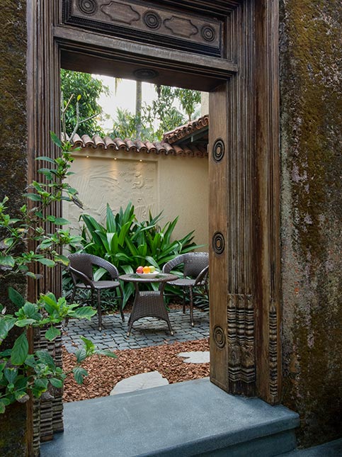 Inhouse Open Roof Spot - Beautiful Homes