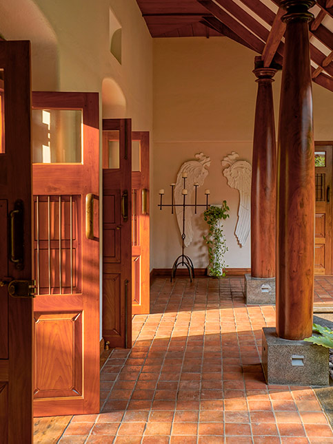 Warm And Sunny Hallway - Beautiful Homes