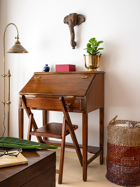 Study desk design - Beautiful Homes