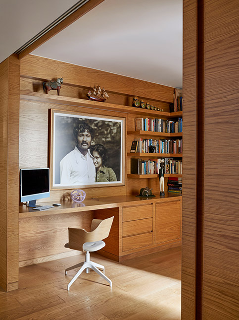 Wooden Wall Themed Home Office - Beautiful Homes